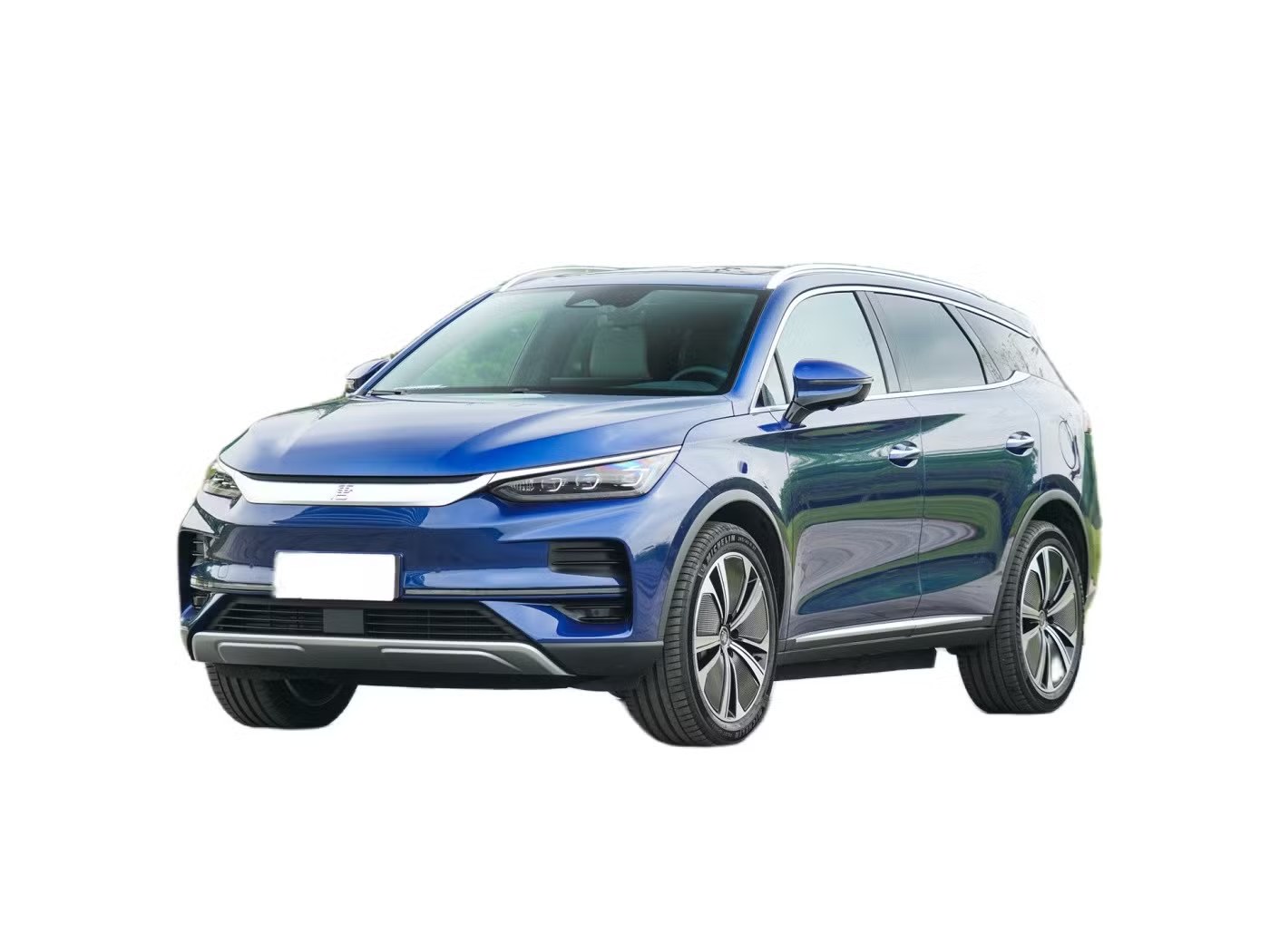 Le MG Marvel R, SUV électrique, stationné sur une aire de recharge